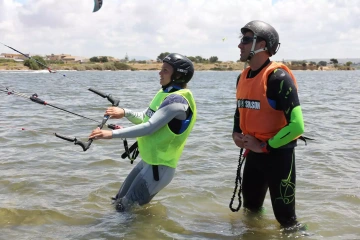 Kite kurzy - kitesurfing škola - kite škola