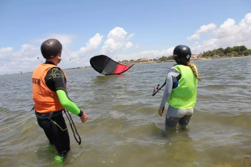 Kite kurzy - kitesurfing škola - kite škola